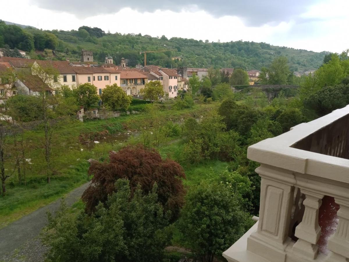 Casa Con Vista - Border House - Pontremoli Lägenhet Exteriör bild